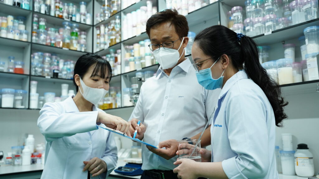 gia công my pham tron goi