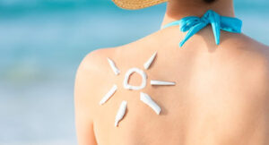 gia công kem chống nắng toàn thân