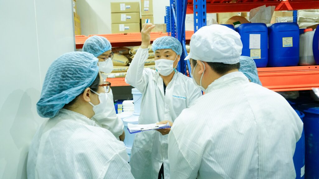 gia công mỹ phẩm oem