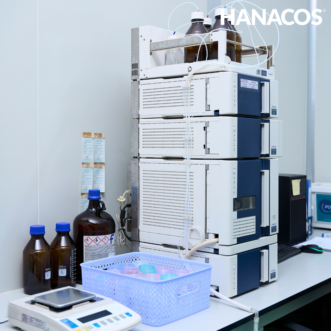 Máy sắc ký lỏng HPLC phân tích công thức tại nhà máy sản xuất mỹ phẩm chuẩn Hàn Quốc Hanacos